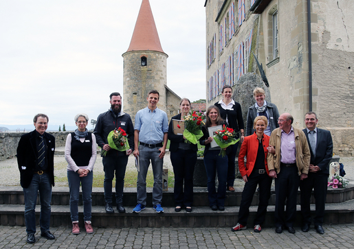 La Commission scientifique du rseau de recherche quine de la Confdration Suisses et des reprsentants des autorits fdrales ont rcompens les laurats de leurs concours pour l'anne 2016.